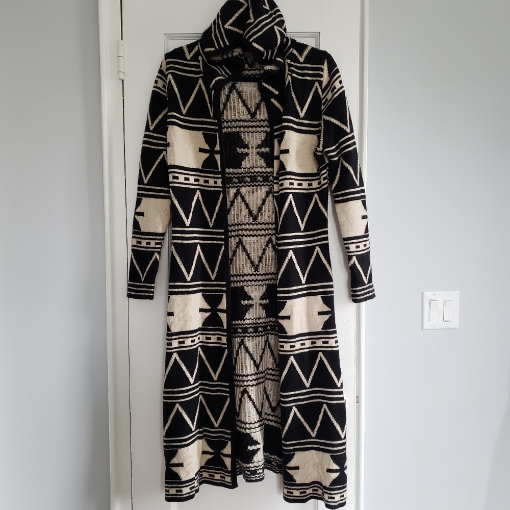 Long Hooded Aztec Print Cardi Size S/M